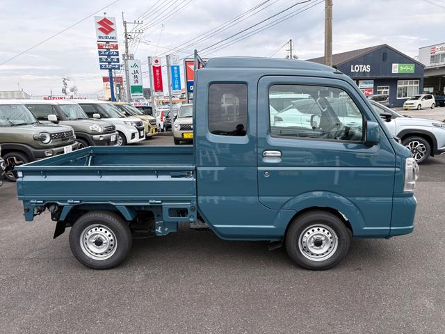 スーパーキャリイ Ｘ　２ＷＤ　ＡＴ　軽トラック　三方開　衝突被害軽減システム　クリアランスソナー　レーンアシスト　キーレスエントリー　アイドリングストップ　電動格納ミラー　オートライト　ＥＳＣ　エアコン　パワーウィンドウ（6枚目）