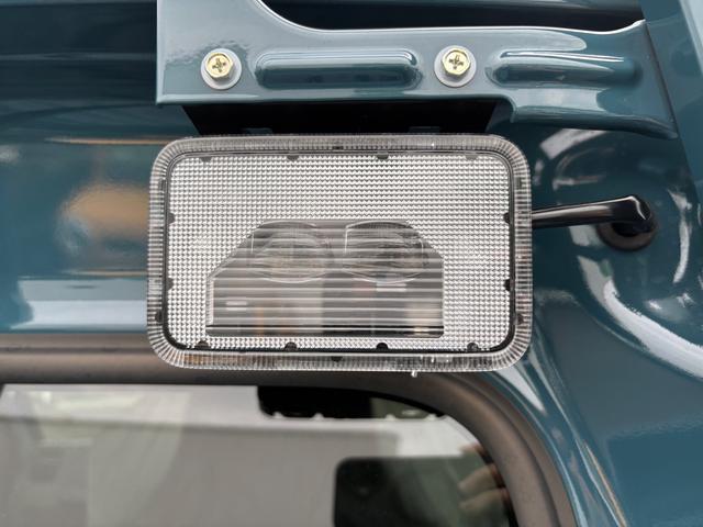 スーパーキャリイ Ｘ　２ＷＤ　ＡＴ　軽トラック　三方開　衝突被害軽減システム　クリアランスソナー　レーンアシスト　キーレスエントリー　アイドリングストップ　電動格納ミラー　オートライト　ＥＳＣ　エアコン　パワーウィンドウ（15枚目）