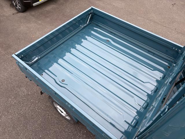 スーパーキャリイ Ｘ　２ＷＤ　ＡＴ　軽トラック　三方開　衝突被害軽減システム　クリアランスソナー　レーンアシスト　キーレスエントリー　アイドリングストップ　電動格納ミラー　オートライト　ＥＳＣ　エアコン　パワーウィンドウ（16枚目）