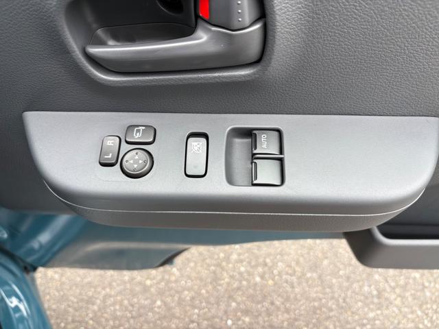 スーパーキャリイ Ｘ　２ＷＤ　ＡＴ　軽トラック　三方開　衝突被害軽減システム　クリアランスソナー　レーンアシスト　キーレスエントリー　アイドリングストップ　電動格納ミラー　オートライト　ＥＳＣ　エアコン　パワーウィンドウ（21枚目）