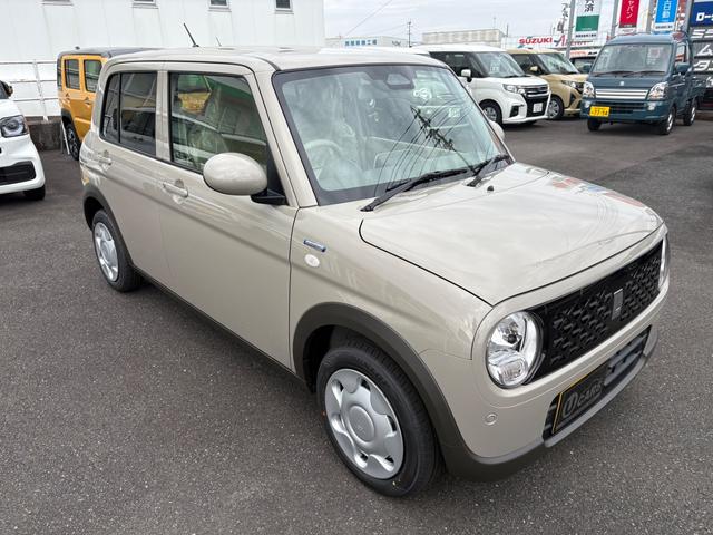 アルトラパン ハイブリッドＧ　クリアランスソナー　レーンアシスト　衝突被害軽減システム　オートライト　スマートキー　アイドリングストップ　電動格納ミラー　シートヒーター　ベンチシート　ＣＶＴ　盗難防止システム　ＡＢＳ　ＥＳＣ（5枚目）