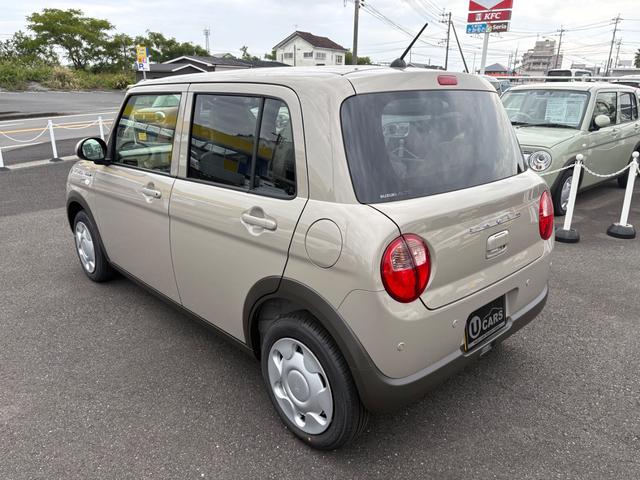 アルトラパン ハイブリッドＧ　クリアランスソナー　レーンアシスト　衝突被害軽減システム　オートライト　スマートキー　アイドリングストップ　電動格納ミラー　シートヒーター　ベンチシート　ＣＶＴ　盗難防止システム　ＡＢＳ　ＥＳＣ（8枚目）