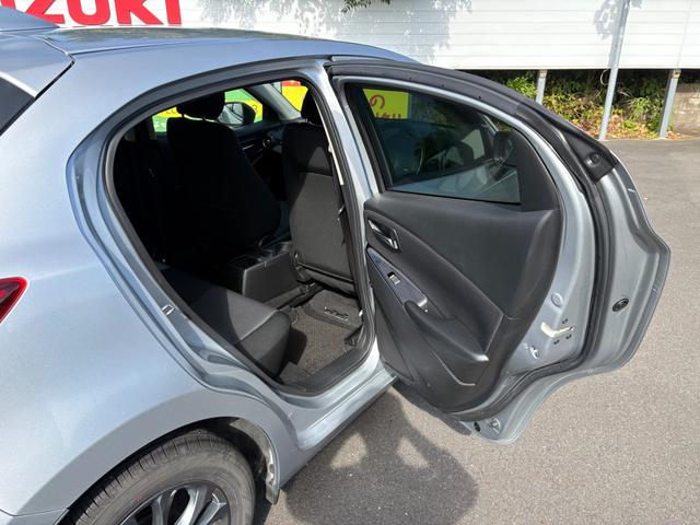 デミオ １３Ｓツーリング　ドライブレコーダー　バックカメラ　ナビ　ＴＶ　衝突被害軽減システム　アルミホイール　オートライト　ＬＥＤヘッドランプ　スマートキー　アイドリングストップ　電動格納ミラー　シートヒーター　ＡＴ（34枚目）