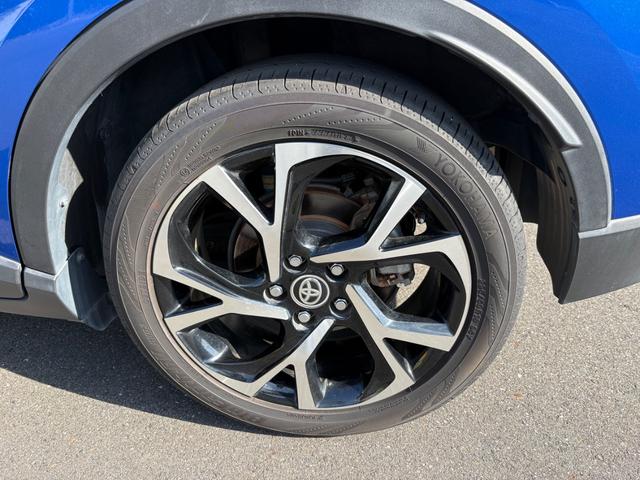 Ｃ－ＨＲ Ｇ　ＥＴＣ　全周囲カメラ　クリアランスソナー　オートクルーズコントロール　レーンアシスト　衝突被害軽減システム　ＴＶ　オートマチックハイビーム　オートライト　ＬＥＤヘッドランプ　アルミホイール（49枚目）