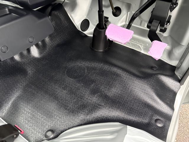 キャリイトラック KCエアコン・パワステ 4WD AT クリアランスソナー キーレスエントリー アイドリングストップ オートライト ESC エアコン パワーウィンドウ 運転席エアバッグ 助手席エアバッグ(26枚目)