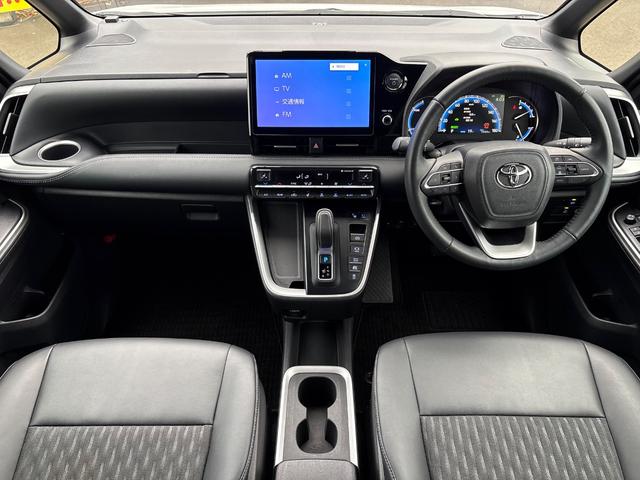 ノア ハイブリッドＳ－Ｚ　ドライブレコーダー　全周囲カメラ　ＴＶ　クリアランスソナー　オートクルーズコントロール　レーンアシスト　パークアシスト　衝突被害軽減システム　両側電動スライドドア　オートマチックハイビーム（2枚目）