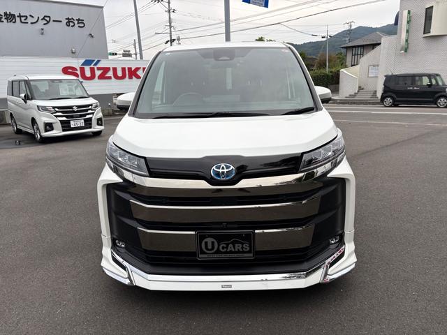 ノア ハイブリッドＳ－Ｚ　ドライブレコーダー　全周囲カメラ　ＴＶ　クリアランスソナー　オートクルーズコントロール　レーンアシスト　パークアシスト　衝突被害軽減システム　両側電動スライドドア　オートマチックハイビーム（4枚目）