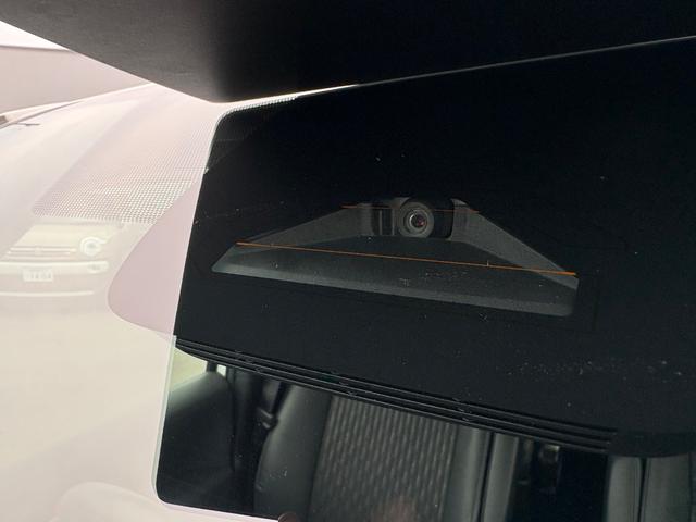ノア ハイブリッドＳ－Ｚ　ドライブレコーダー　全周囲カメラ　ＴＶ　クリアランスソナー　オートクルーズコントロール　レーンアシスト　パークアシスト　衝突被害軽減システム　両側電動スライドドア　オートマチックハイビーム（11枚目）