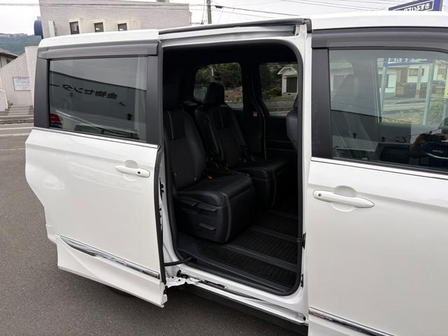 ノア ハイブリッドＳ－Ｚ　ドライブレコーダー　全周囲カメラ　ＴＶ　クリアランスソナー　オートクルーズコントロール　レーンアシスト　パークアシスト　衝突被害軽減システム　両側電動スライドドア　オートマチックハイビーム（40枚目）