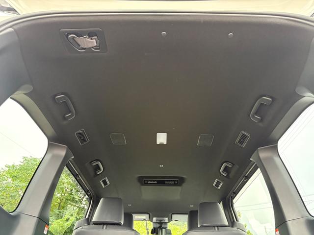 ノア ハイブリッドＳ－Ｚ　ドライブレコーダー　全周囲カメラ　ＴＶ　クリアランスソナー　オートクルーズコントロール　レーンアシスト　パークアシスト　衝突被害軽減システム　両側電動スライドドア　オートマチックハイビーム（47枚目）