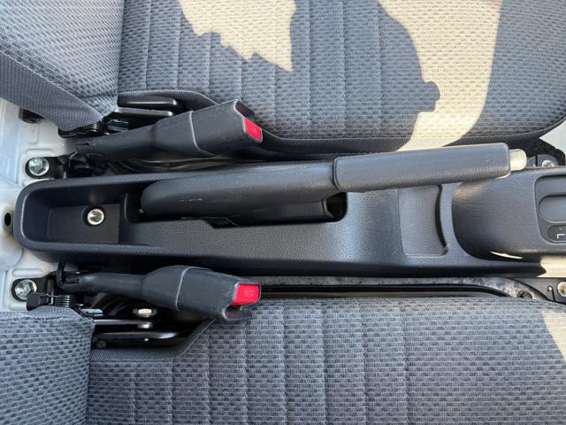 ハイゼットトラック スタンダード　４ＷＤ　ＡＴ　キーレスエントリー　エアコン　パワーウィンドウ　運転席エアバッグ（32枚目）