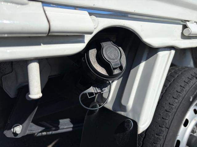 ハイゼットトラック スタンダード　４ＷＤ　ＡＴ　キーレスエントリー　エアコン　パワーウィンドウ　運転席エアバッグ（43枚目）