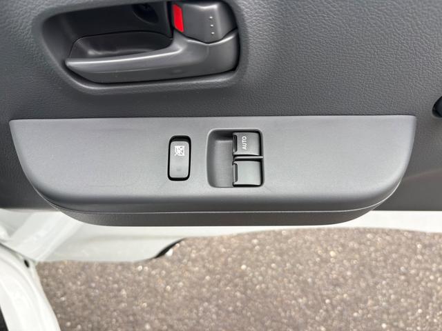 キャリイトラック ＫＣエアコン・パワステ農繁仕様　４ＷＤ　５ＭＴ　クリアランスソナー　キーレスエントリー　アイドリングストップ　オートライト　ＥＳＣ　エアコン　パワーステアリング　パワーウィンドウ（20枚目）