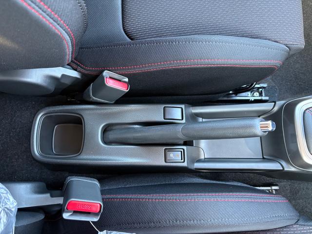 スイフトスポーツ ZC33S ファイナルエディション クリアランスソナー オートクルーズコントロール レーンアシスト 衝突被害軽減システム アルミホイール オートライト LEDヘッドランプ スマートキー 電動格納ミラー シートヒーター MT(30枚目)