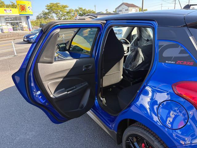 スイフトスポーツ ZC33S ファイナルエディション クリアランスソナー オートクルーズコントロール レーンアシスト 衝突被害軽減システム アルミホイール オートライト LEDヘッドランプ スマートキー 電動格納ミラー シートヒーター MT(35枚目)