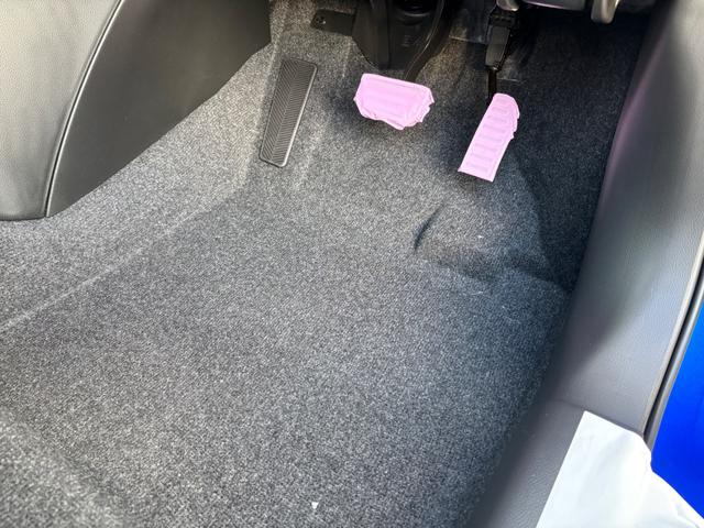 スイフトスポーツ ZC33S ファイナルエディション クリアランスソナー オートクルーズコントロール レーンアシスト 衝突被害軽減システム アルミホイール オートライト LEDヘッドランプ スマートキー 電動格納ミラー シートヒーター AT(23枚目)