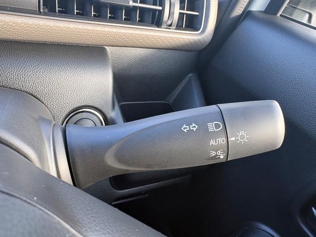 ワゴンR FX 5MT クリアランスソナー レーンアシスト 衝突被害軽減システム オートライト スマートキー 電動格納ミラー シートヒーター MT 盗難防止システム ABS ESC 衝突安全ボディ エアコン(18枚目)