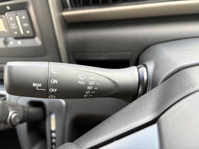 ワゴンR FX クリアランスソナー レーンアシスト 衝突被害軽減システム オートライト スマートキー 電動格納ミラー シートヒーター ベンチシート CVT 盗難防止システム ABS ESC CD(17枚目)