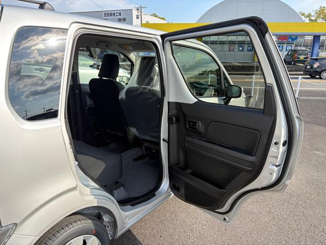 ワゴンR FX クリアランスソナー レーンアシスト 衝突被害軽減システム オートライト スマートキー 電動格納ミラー シートヒーター ベンチシート CVT 盗難防止システム ABS ESC CD(31枚目)