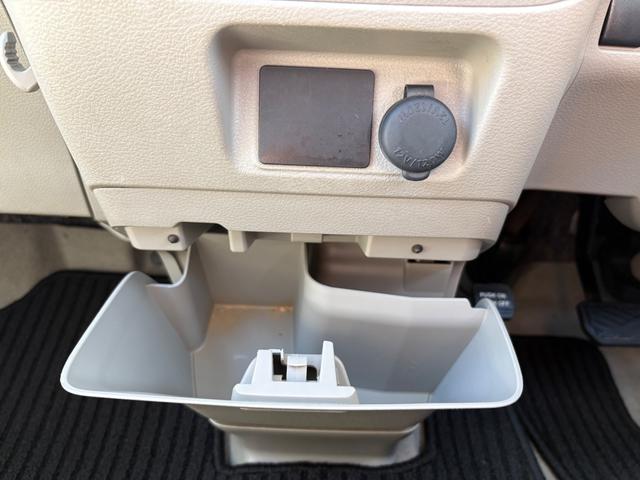 スペーシア Ｘ　車検２年　両側スライド・片側電動　ナビ　ＴＶ　スマートキー　アイドリングストップ　電動格納ミラー　ベンチシート　ＣＶＴ　盗難防止システム　ＡＢＳ　　ミュージックプレイヤー接続可（28枚目）