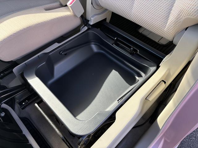 スペーシア Ｘ　車検２年　両側スライド・片側電動　ナビ　ＴＶ　スマートキー　アイドリングストップ　電動格納ミラー　ベンチシート　ＣＶＴ　盗難防止システム　ＡＢＳ　　ミュージックプレイヤー接続可（31枚目）