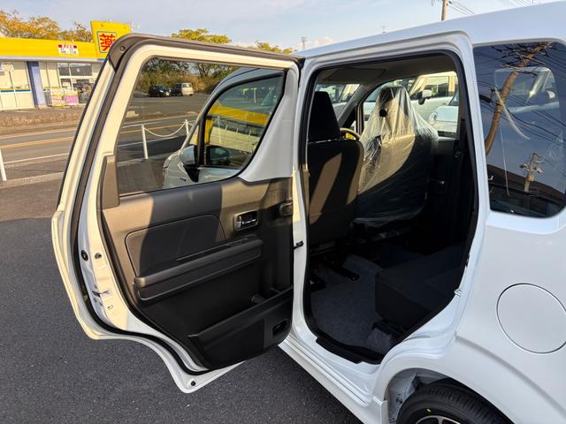 ワゴンRカスタムZ ハイブリッドZX クリアランスソナー オートクルーズコントロール レーンアシスト 衝突被害軽減システム オートライト LEDヘッドランプ スマートキー アイドリングストップ 電動格納ミラー シートヒーター ベンチシート(33枚目)