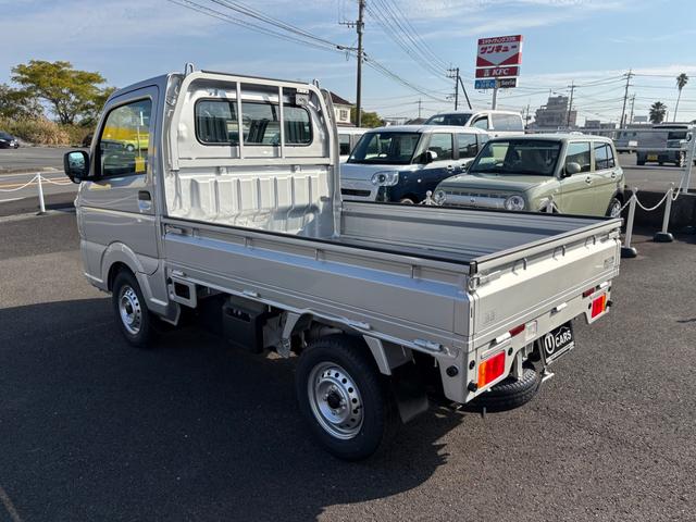 キャリイトラック KCエアコン・パワステ農繁仕様 4WD 5MT クリアランスソナー キーレスエントリー アイドリングストップ オートライト ESC エアコン パワーステアリング パワーウィンドウ 運転席エアバッグ 助手席エアバッグ(8枚目)