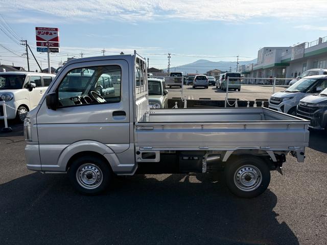 キャリイトラック KCエアコン・パワステ農繁仕様 4WD 5MT クリアランスソナー キーレスエントリー アイドリングストップ オートライト ESC エアコン パワーステアリング パワーウィンドウ 運転席エアバッグ 助手席エアバッグ(9枚目)