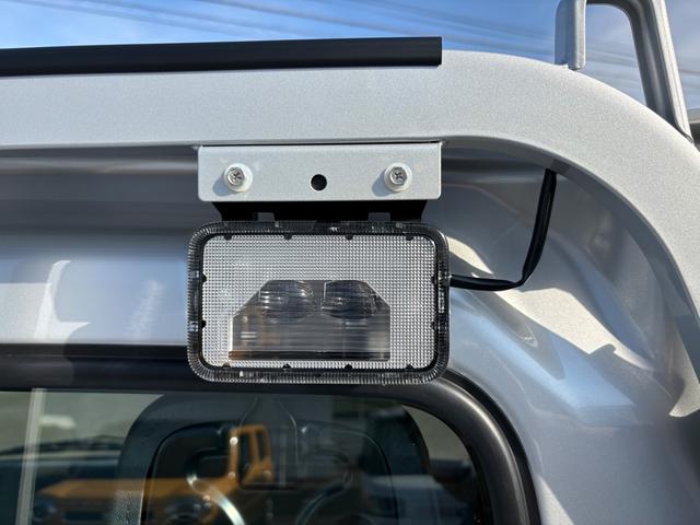 キャリイトラック KCエアコン・パワステ農繁仕様 4WD 5MT クリアランスソナー キーレスエントリー アイドリングストップ オートライト ESC エアコン パワーステアリング パワーウィンドウ 運転席エアバッグ 助手席エアバッグ(13枚目)