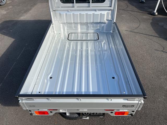 キャリイトラック KCエアコン・パワステ農繁仕様 4WD 5MT クリアランスソナー キーレスエントリー アイドリングストップ オートライト ESC エアコン パワーステアリング パワーウィンドウ 運転席エアバッグ 助手席エアバッグ(15枚目)