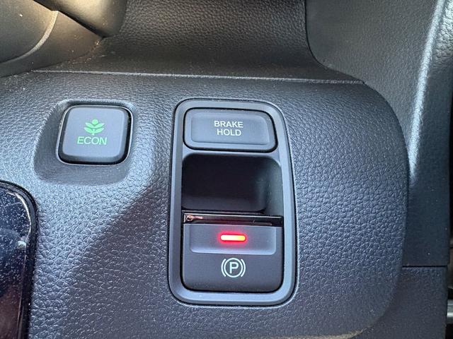 �X�C�b�`�ЂƂő���ł���d���p�[�L���O�u���[�L���ځI����Ƀu���[�L�y�_�����瑫�𗣂��Ă���~��Ԃ��L�[�v����u���[�L�z�[���h���h���C�o�[�̉��K�������߂܂��I