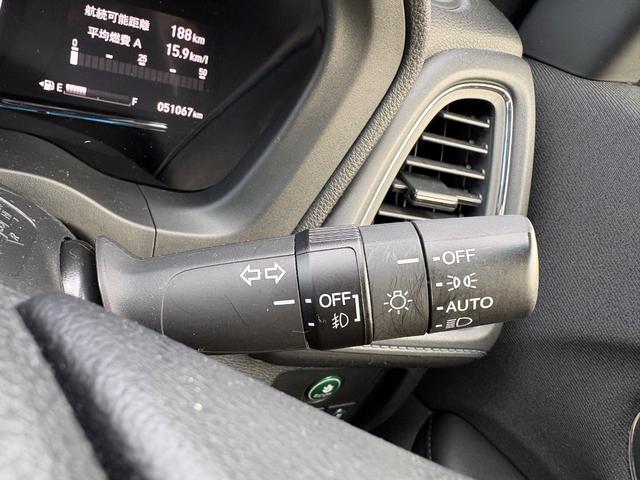 ヴェゼル X・ホンダセンシング ETC バックカメラ オートクルーズコントロール レーンアシスト 衝突被害軽減システム オートライト LEDヘッドランプ アルミホイール スマートキー アイドリングストップ 電動格納ミラー CVT(18枚目)