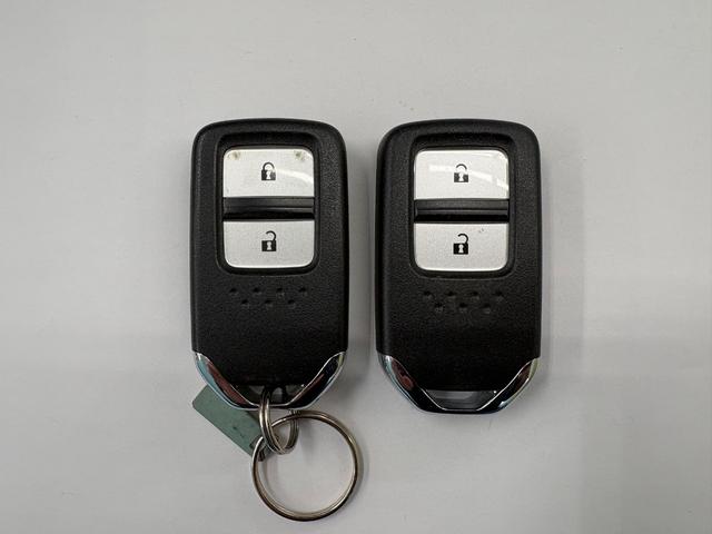 ヴェゼル X・ホンダセンシング ETC バックカメラ オートクルーズコントロール レーンアシスト 衝突被害軽減システム オートライト LEDヘッドランプ アルミホイール スマートキー アイドリングストップ 電動格納ミラー CVT(55枚目)