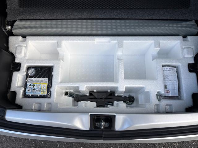 アルト Ｘ　車検２年　スマートキー　アイドリングストップ　電動格納ミラー　シートヒーター　ＣＶＴ　盗難防止システム　ＡＢＳ　ＥＳＣ　ＣＤ　ミュージックプレイヤー接続可　アルミホイール　衝突安全ボディ　エアコン（38枚目）