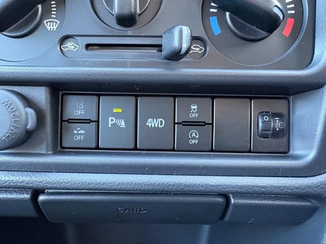 �N���A�����X�\�i�[�t���Ȃ̂ŏ�Q�����Z���T�[�Ŋ��m���A�h���C�o�[�ɏՓ˂̊댯��m�点�Ă���܂���