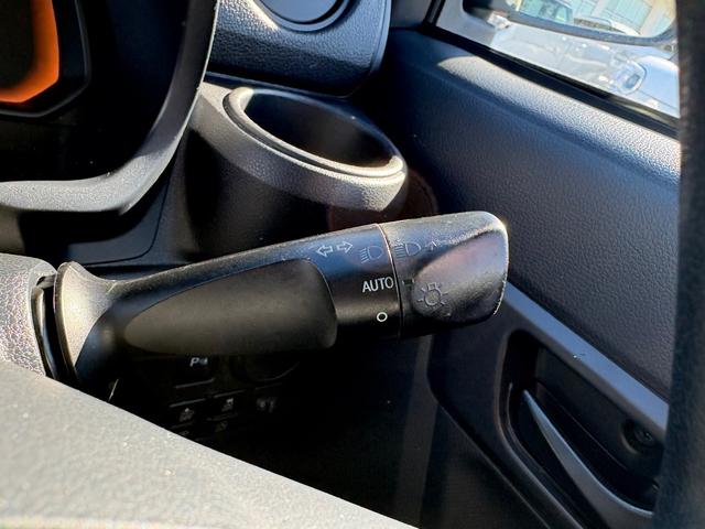 ピクシスエポック Ｌ　ＳＡＩＩＩ　クリアランスソナー　衝突被害軽減システム　オートマチックハイビーム　オートライト　キーレスエントリー　アイドリングストップ　ＣＶＴ　盗難防止システム　ＡＢＳ　ＥＳＣ　ＣＤ　ミュージックプレイヤー接続可（18枚目）