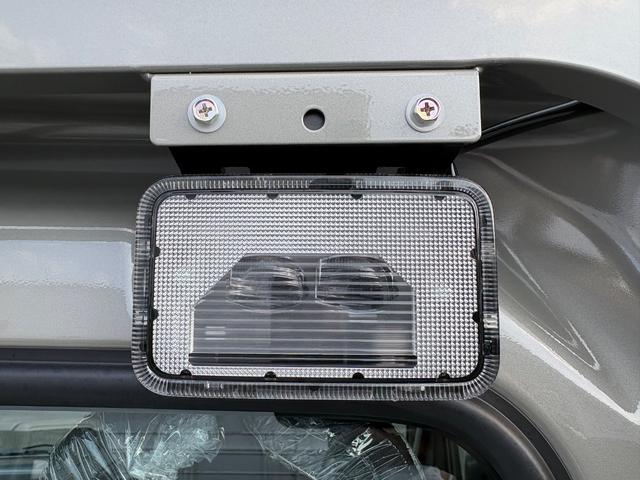 キャリイトラック ＫＸ　４ＷＤ　ＡＴ　軽トラック　三方開　衝突被害軽減システム　クリアランスソナー　レーンアシスト　キーレスエントリー　アイドリングストップ　電動格納ミラー　オートライト　ＥＳＣ　エアコン　パワーウィンドウ（14枚目）