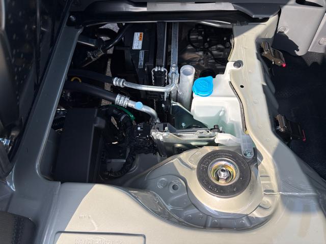 キャリイトラック ＫＸ　４ＷＤ　ＡＴ　軽トラック　三方開　衝突被害軽減システム　クリアランスソナー　レーンアシスト　キーレスエントリー　アイドリングストップ　電動格納ミラー　オートライト　ＥＳＣ　エアコン　パワーウィンドウ（41枚目）