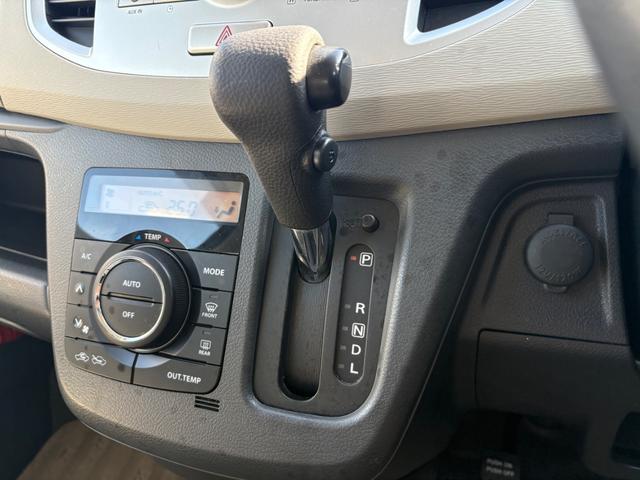ワゴンR FX キーレスエントリー アイドリングストップ 電動格納ミラー ベンチシート CVT 盗難防止システム ABS CD ミュージックプレイヤー接続可 アルミホイール 衝突安全ボディ エアコン(22枚目)