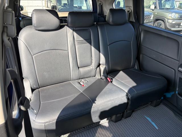 フリード Ｇ　ジャストセレクション　ドライブレコーダー　ＥＴＣ　バックカメラ　ＴＶ　両側スライド・片側電動　ＨＩＤ　スマートキー　電動格納ミラー　３列シート　ウォークスルー　ＣＶＴ　ＣＤ　ＤＶＤ再生　盗難防止システム（35枚目）