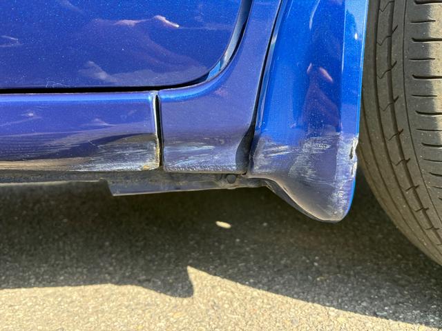 フリード Ｇ　ジャストセレクション　ドライブレコーダー　ＥＴＣ　バックカメラ　ＴＶ　両側スライド・片側電動　ＨＩＤ　スマートキー　電動格納ミラー　３列シート　ウォークスルー　ＣＶＴ　ＣＤ　ＤＶＤ再生　盗難防止システム（48枚目）