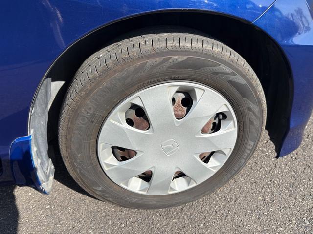 フリード Ｇ　ジャストセレクション　ドライブレコーダー　ＥＴＣ　バックカメラ　ＴＶ　両側スライド・片側電動　ＨＩＤ　スマートキー　電動格納ミラー　３列シート　ウォークスルー　ＣＶＴ　ＣＤ　ＤＶＤ再生　盗難防止システム（53枚目）