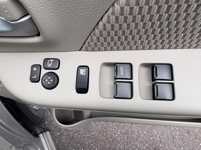 エブリイワゴン ＰＺターボスペシャル　４ＷＤ　標準ルーフ　バックカメラ　両側電動スライドドア　クリアランスソナー　レーンアシスト　衝突被害軽減システム　オートライト　ＬＥＤヘッドランプ　スマートキー　アイドリングストップ　電動格納ミラー（14枚目）