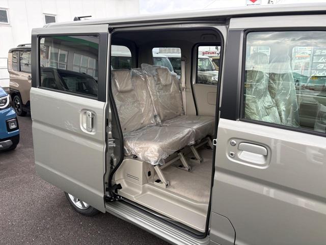 エブリイワゴン ＰＺターボスペシャル　４ＷＤ　標準ルーフ　バックカメラ　両側電動スライドドア　クリアランスソナー　レーンアシスト　衝突被害軽減システム　オートライト　ＬＥＤヘッドランプ　スマートキー　アイドリングストップ　電動格納ミラー（33枚目）