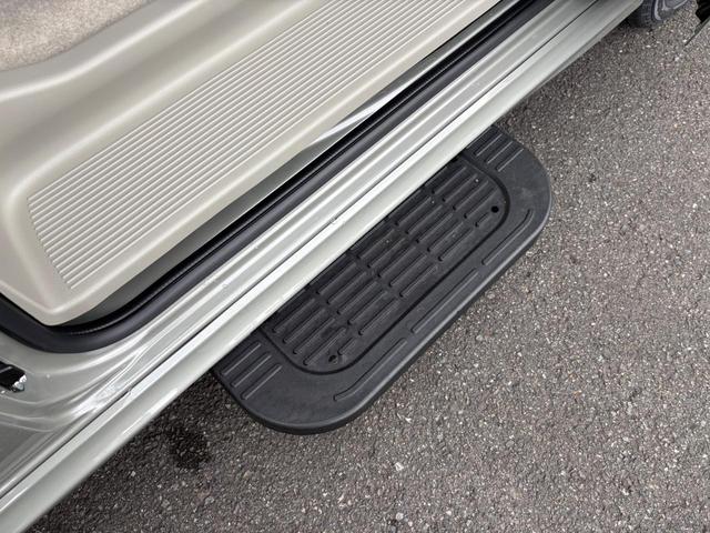 エブリイワゴン ＰＺターボスペシャル　４ＷＤ　標準ルーフ　バックカメラ　両側電動スライドドア　クリアランスソナー　レーンアシスト　衝突被害軽減システム　オートライト　ＬＥＤヘッドランプ　スマートキー　アイドリングストップ　電動格納ミラー（35枚目）