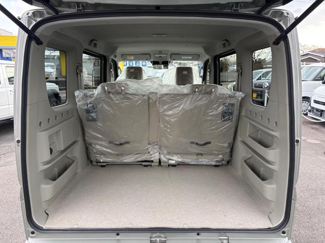 エブリイワゴン ＰＺターボスペシャル　４ＷＤ　標準ルーフ　バックカメラ　両側電動スライドドア　クリアランスソナー　レーンアシスト　衝突被害軽減システム　オートライト　ＬＥＤヘッドランプ　スマートキー　アイドリングストップ　電動格納ミラー（40枚目）