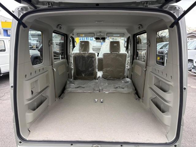 エブリイワゴン ＰＺターボスペシャル　４ＷＤ　標準ルーフ　バックカメラ　両側電動スライドドア　クリアランスソナー　レーンアシスト　衝突被害軽減システム　オートライト　ＬＥＤヘッドランプ　スマートキー　アイドリングストップ　電動格納ミラー（41枚目）
