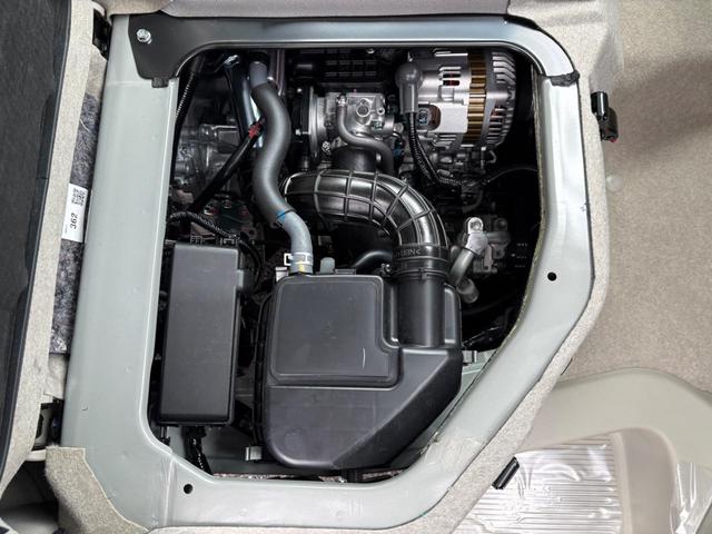 エブリイワゴン ＰＺターボスペシャル　４ＷＤ　標準ルーフ　バックカメラ　両側電動スライドドア　クリアランスソナー　レーンアシスト　衝突被害軽減システム　オートライト　ＬＥＤヘッドランプ　スマートキー　アイドリングストップ　電動格納ミラー（43枚目）