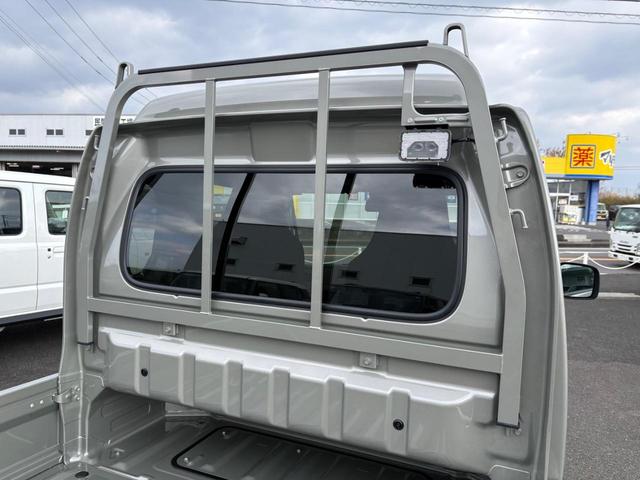 スーパーキャリイ Ｘ　４ＷＤ　４ＡＴ　衝突被害軽減システム　クリアランスソナー　レーンアシスト　キーレスエントリー　アイドリングストップ　電動格納ミラー　オートライト　ＥＳＣ　エアコン　パワーウィンドウ（13枚目）