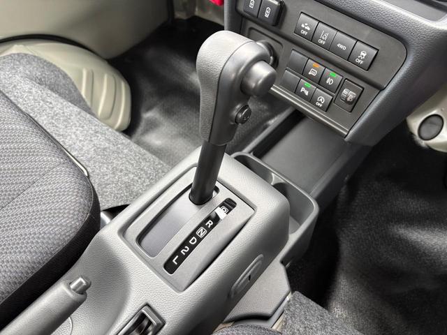 スーパーキャリイ Ｘ　４ＷＤ　４ＡＴ　衝突被害軽減システム　クリアランスソナー　レーンアシスト　キーレスエントリー　アイドリングストップ　電動格納ミラー　オートライト　ＥＳＣ　エアコン　パワーウィンドウ（34枚目）